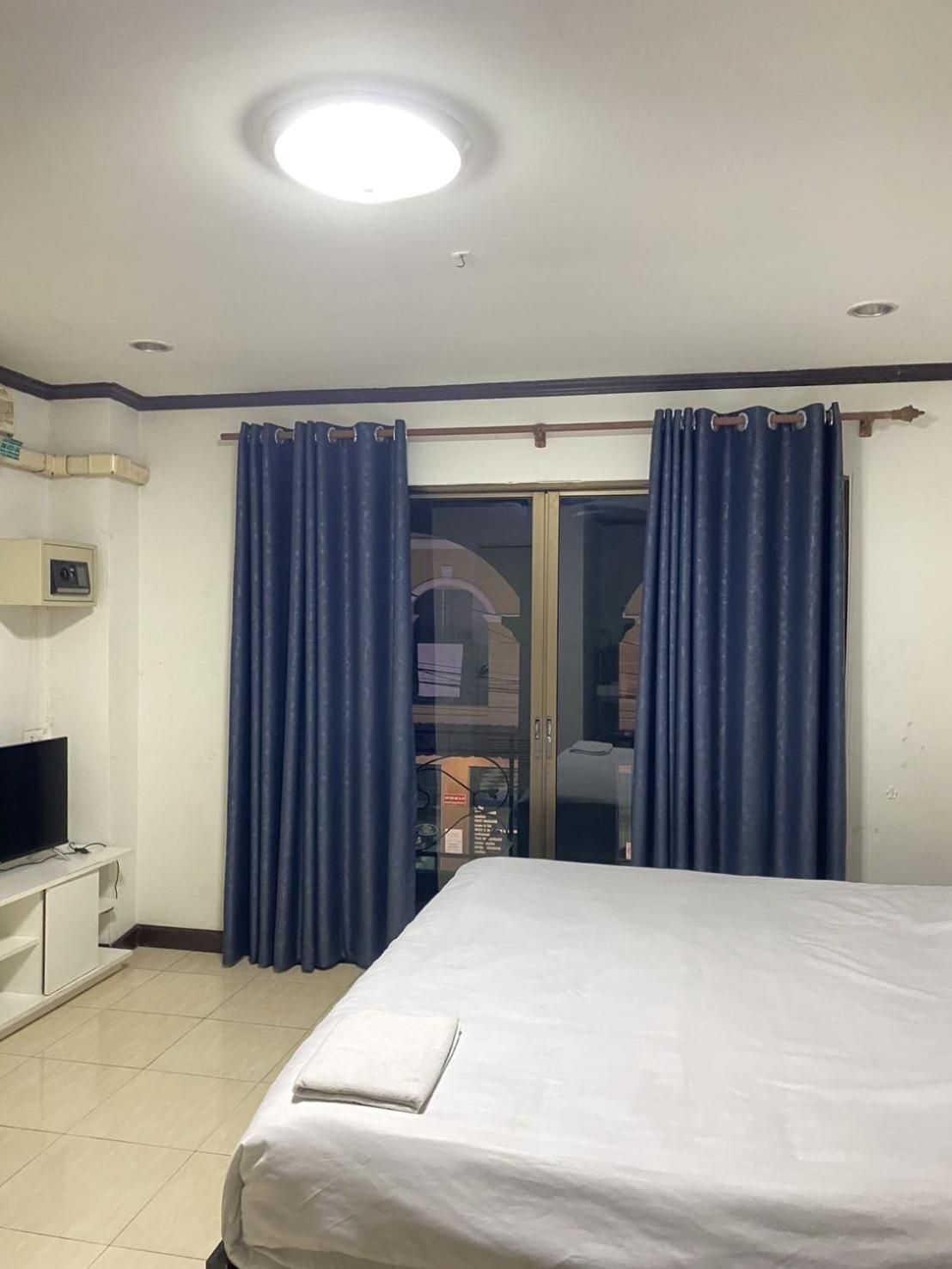 פאטאיה Budget Inn מראה חיצוני תמונה